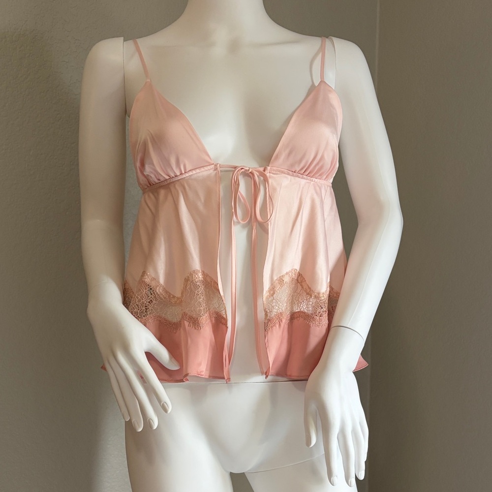 NWT Victoria’s Secret Tie front lace Cami. Cottagecore, coquette, festival